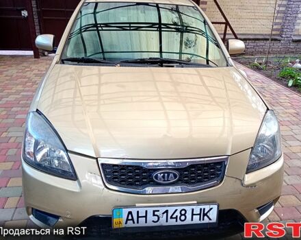 Бежевый Киа Рио, объемом двигателя 1.4 л и пробегом 120 тыс. км за 5300 $, фото 2 на Automoto.ua