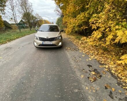 Бежевий Кіа Ріо, об'ємом двигуна 1.59 л та пробігом 148 тис. км за 8000 $, фото 2 на Automoto.ua
