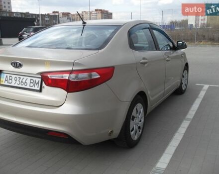 Бежевый Киа Рио, объемом двигателя 1.4 л и пробегом 227 тыс. км за 6000 $, фото 4 на Automoto.ua