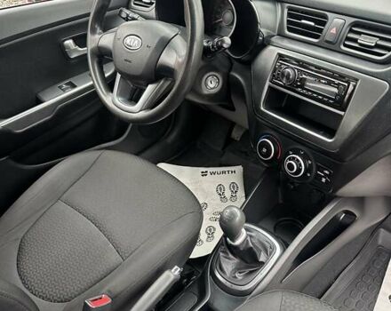 Бежевый Киа Рио, объемом двигателя 1.4 л и пробегом 66 тыс. км за 7700 $, фото 18 на Automoto.ua