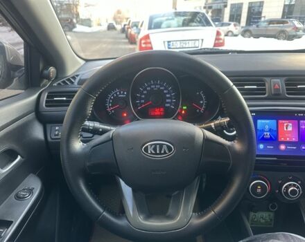 Бежевий Кіа Ріо, об'ємом двигуна 1.4 л та пробігом 187 тис. км за 5600 $, фото 9 на Automoto.ua