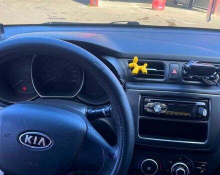 Бежевий Кіа Ріо, об'ємом двигуна 1.4 л та пробігом 126 тис. км за 7300 $, фото 10 на Automoto.ua