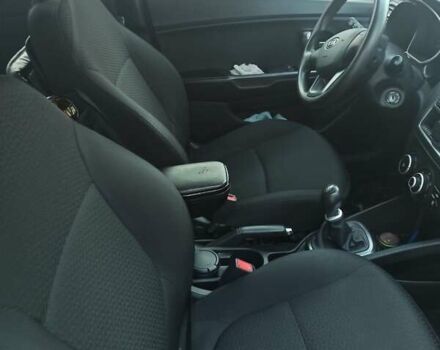 Бежевий Кіа Ріо, об'ємом двигуна 1.4 л та пробігом 128 тис. км за 7500 $, фото 7 на Automoto.ua