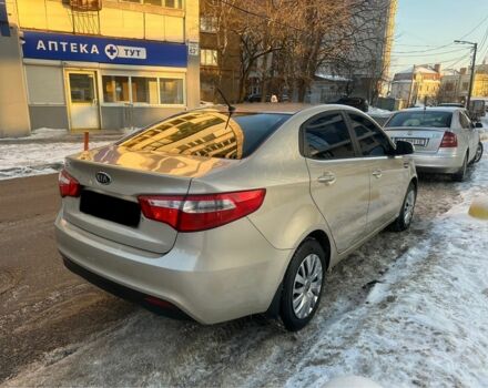 Бежевий Кіа Ріо, об'ємом двигуна 1.4 л та пробігом 187 тис. км за 5600 $, фото 3 на Automoto.ua