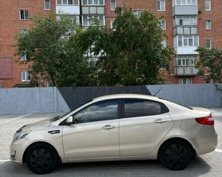 Бежевый Киа Рио, объемом двигателя 1.4 л и пробегом 126 тыс. км за 7450 $, фото 7 на Automoto.ua
