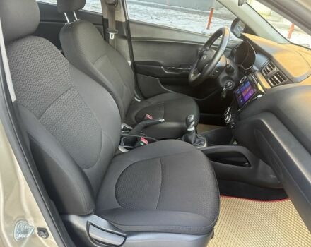 Бежевий Кіа Ріо, об'ємом двигуна 1.4 л та пробігом 187 тис. км за 5600 $, фото 7 на Automoto.ua