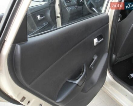 Бежевый Киа Рио, объемом двигателя 1.4 л и пробегом 227 тыс. км за 6000 $, фото 23 на Automoto.ua