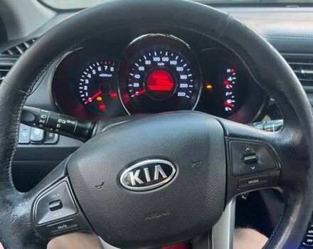 Бежевий Кіа Ріо, об'ємом двигуна 1.59 л та пробігом 200 тис. км за 7600 $, фото 8 на Automoto.ua