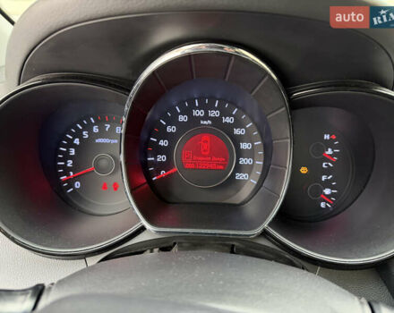 Бежевий Кіа Ріо, об'ємом двигуна 1.59 л та пробігом 122 тис. км за 8600 $, фото 13 на Automoto.ua