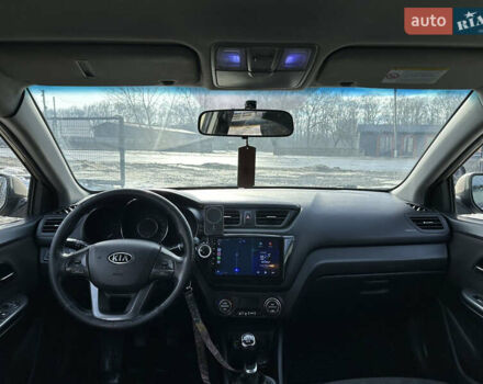 Бежевий Кіа Ріо, об'ємом двигуна 1.6 л та пробігом 210 тис. км за 6700 $, фото 7 на Automoto.ua