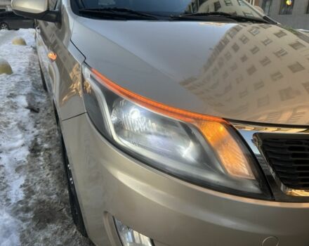 Бежевий Кіа Ріо, об'ємом двигуна 1.4 л та пробігом 187 тис. км за 5600 $, фото 12 на Automoto.ua