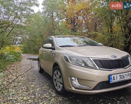 Кіа Ріо 2012 у Києві на Automoto.ua Бежевий Кіа Ріо, об'ємом двигуна 1.4 л та пробігом 337 тис. км за 6500 $, фото 4 на Automoto.ua
