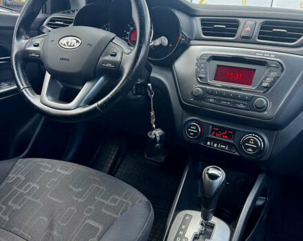 Бежевый Киа Рио, объемом двигателя 1.59 л и пробегом 122 тыс. км за 8600 $, фото 18 на Automoto.ua