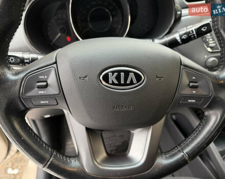 Бежевий Кіа Ріо, об'ємом двигуна 1.59 л та пробігом 122 тис. км за 8600 $, фото 29 на Automoto.ua
