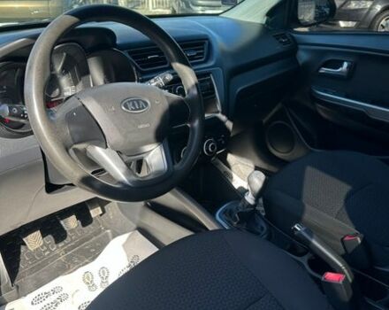 Бежевий Кіа Ріо, об'ємом двигуна 1.4 л та пробігом 66 тис. км за 7500 $, фото 17 на Automoto.ua