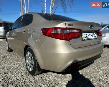 Бежевий Кіа Ріо, об'ємом двигуна 1.4 л та пробігом 66 тис. км за 7500 $, фото 2 на Automoto.ua