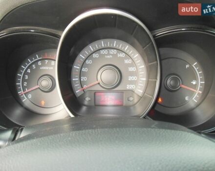 Бежевый Киа Рио, объемом двигателя 1.4 л и пробегом 227 тыс. км за 6000 $, фото 22 на Automoto.ua