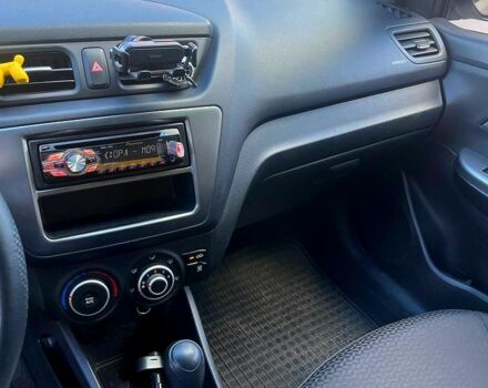 Бежевий Кіа Ріо, об'ємом двигуна 1.4 л та пробігом 126 тис. км за 7300 $, фото 11 на Automoto.ua