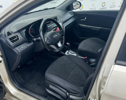 Бежевый Киа Рио, объемом двигателя 1.59 л и пробегом 122 тыс. км за 8600 $, фото 14 на Automoto.ua