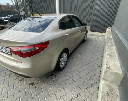 Бежевый Киа Рио, объемом двигателя 1.59 л и пробегом 198 тыс. км за 7300 $, фото 3 на Automoto.ua