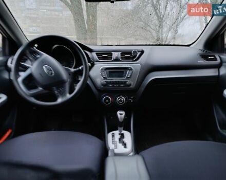 Бежевый Киа Рио, объемом двигателя 1.4 л и пробегом 156 тыс. км за 7200 $, фото 5 на Automoto.ua