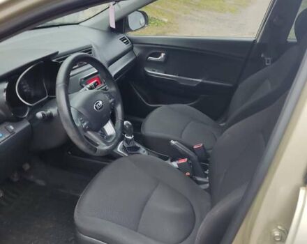 Бежевый Киа Рио, объемом двигателя 1.4 л и пробегом 169 тыс. км за 7000 $, фото 8 на Automoto.ua