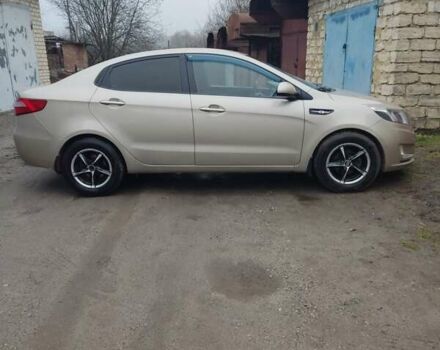 Бежевый Киа Рио, объемом двигателя 1.4 л и пробегом 169 тыс. км за 7000 $, фото 5 на Automoto.ua