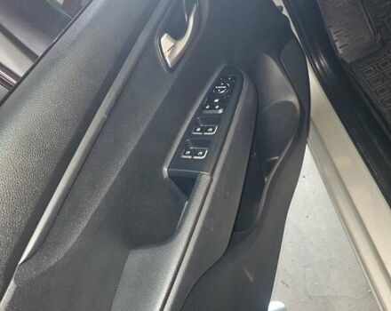 Бежевый Киа Рио, объемом двигателя 1.37 л и пробегом 95 тыс. км за 11077 $, фото 10 на Automoto.ua