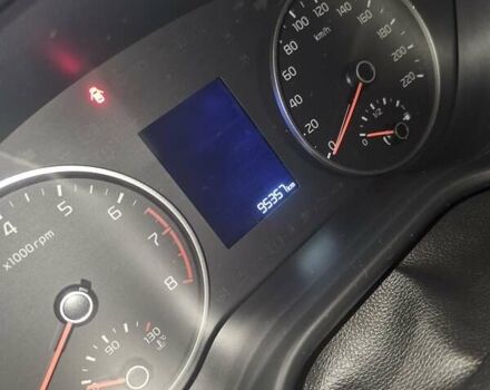 Бежевый Киа Рио, объемом двигателя 1.37 л и пробегом 95 тыс. км за 11077 $, фото 8 на Automoto.ua