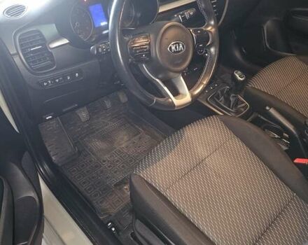 Бежевый Киа Рио, объемом двигателя 1.37 л и пробегом 95 тыс. км за 11077 $, фото 11 на Automoto.ua