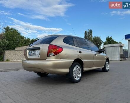 Бежевый Киа Рио, объемом двигателя 1.4 л и пробегом 229 тыс. км за 2450 $, фото 10 на Automoto.ua