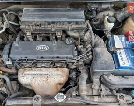 Бежевый Киа Рио, объемом двигателя 1.34 л и пробегом 156 тыс. км за 3500 $, фото 5 на Automoto.ua