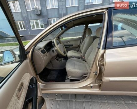 Бежевий Кіа Ріо, об'ємом двигуна 1.34 л та пробігом 134 тис. км за 3999 $, фото 42 на Automoto.ua
