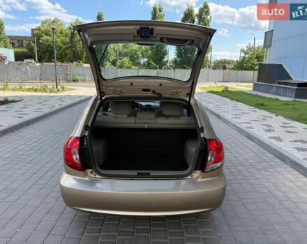 Бежевий Кіа Ріо, об'ємом двигуна 1.34 л та пробігом 134 тис. км за 3999 $, фото 76 на Automoto.ua