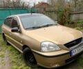 Бежевый Киа Рио, объемом двигателя 1.3 л и пробегом 267 тыс. км за 2500 $, фото 1 на Automoto.ua