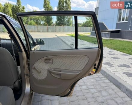 Бежевий Кіа Ріо, об'ємом двигуна 1.34 л та пробігом 134 тис. км за 3999 $, фото 62 на Automoto.ua