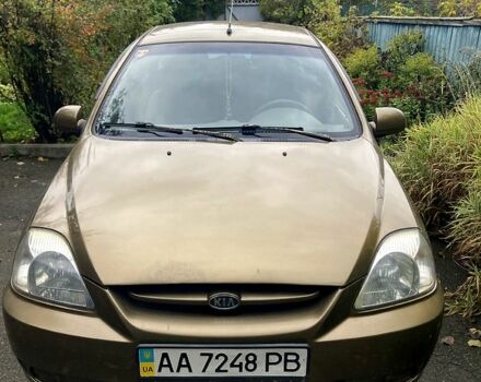 Бежевий Кіа Ріо, об'ємом двигуна 1.4 л та пробігом 201 тис. км за 4500 $, фото 1 на Automoto.ua