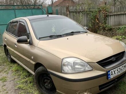 Бежевый Киа Рио, объемом двигателя 1.34 л и пробегом 270 тыс. км за 2500 $, фото 1 на Automoto.ua