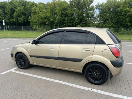 Бежевый Киа Рио, объемом двигателя 1.4 л и пробегом 2 тыс. км за 6100 $, фото 1 на Automoto.ua