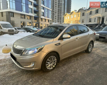 Бежевий Кіа Ріо, об'ємом двигуна 1.4 л та пробігом 187 тис. км за 5600 $, фото 1 на Automoto.ua
