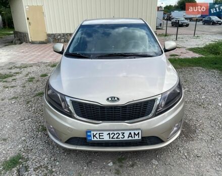 Бежевий Кіа Ріо, об'ємом двигуна 1.59 л та пробігом 180 тис. км за 8000 $, фото 1 на Automoto.ua