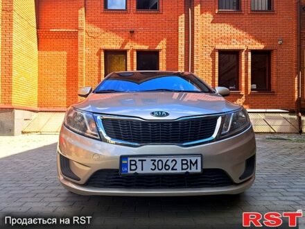 Бежевый Киа Рио, объемом двигателя 1.4 л и пробегом 145 тыс. км за 7500 $, фото 1 на Automoto.ua