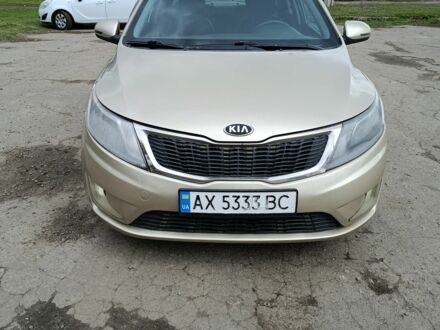 Бежевий Кіа Ріо, об'ємом двигуна 1.4 л та пробігом 156 тис. км за 5500 $, фото 1 на Automoto.ua