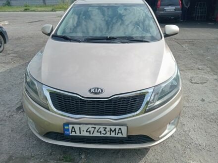 Бежевый Киа Рио, объемом двигателя 0 л и пробегом 220 тыс. км за 6500 $, фото 1 на Automoto.ua