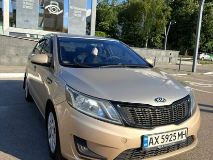 Бежевий Кіа Ріо, об'ємом двигуна 1.4 л та пробігом 181 тис. км за 6900 $, фото 1 на Automoto.ua