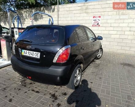 Чорний Кіа Ріо, об'ємом двигуна 1.34 л та пробігом 265 тис. км за 3950 $, фото 5 на Automoto.ua