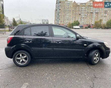 Чорний Кіа Ріо, об'ємом двигуна 1.4 л та пробігом 270 тис. км за 4200 $, фото 8 на Automoto.ua