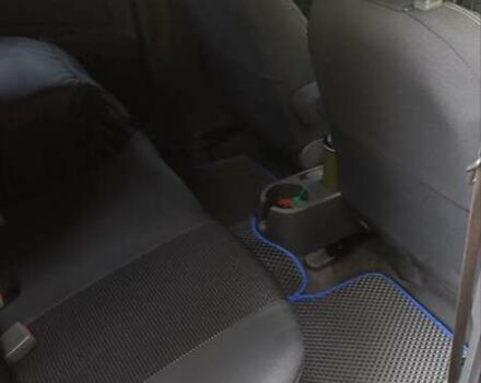 Черный Киа Рио, объемом двигателя 1.4 л и пробегом 350 тыс. км за 4300 $, фото 6 на Automoto.ua