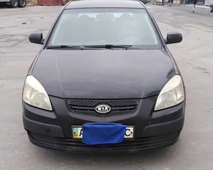 Черный Киа Рио, объемом двигателя 1.4 л и пробегом 132 тыс. км за 4000 $, фото 5 на Automoto.ua