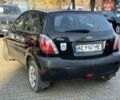 Чорний Кіа Ріо, об'ємом двигуна 1.6 л та пробігом 256 тис. км за 3300 $, фото 2 на Automoto.ua
